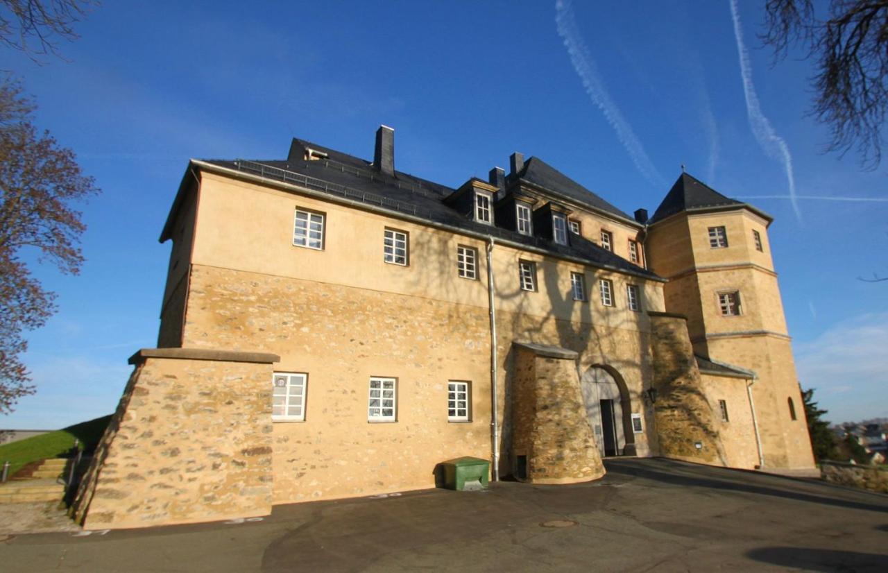 Tolle Mit Loggia In 100qm Bei Hof An Der Saale Frankenwald Apartment *